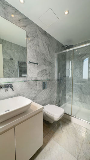 Image No.17-5 Bed Villa for sale