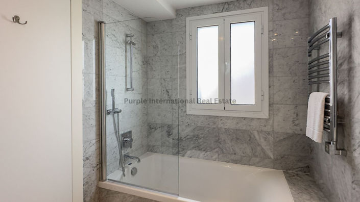 Image No.34-5 Bed Villa for sale