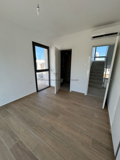 Image No.12-4 Bed Villa for sale