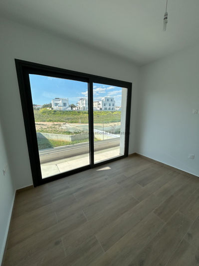 Image No.14-4 Bed Villa for sale