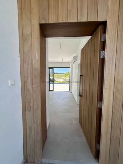 Image No.22-4 Bed Villa for sale