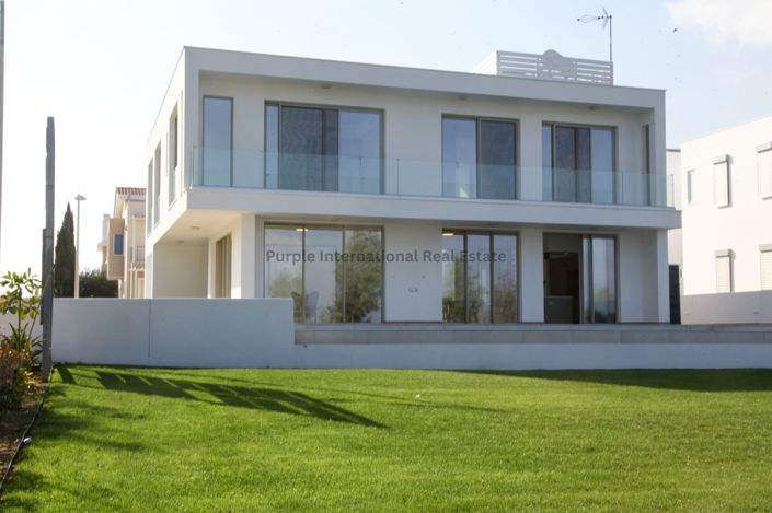 Image No.1-7 Bed Villa for sale