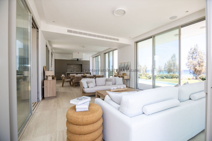 Image No.4-7 Bed Villa for sale