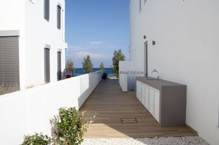 Image No.27-7 Bed Villa for sale