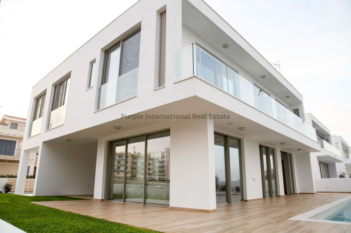 Image No.34-7 Bed Villa for sale