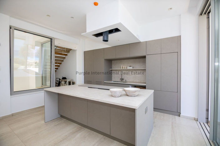 Image No.7-7 Bed Villa for sale