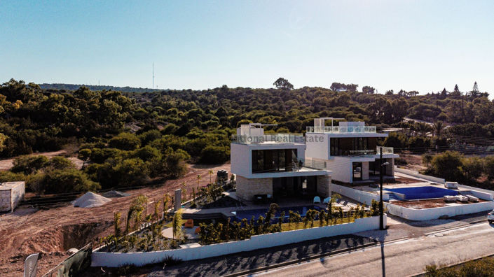 Image No.36-4 Bed Villa for sale