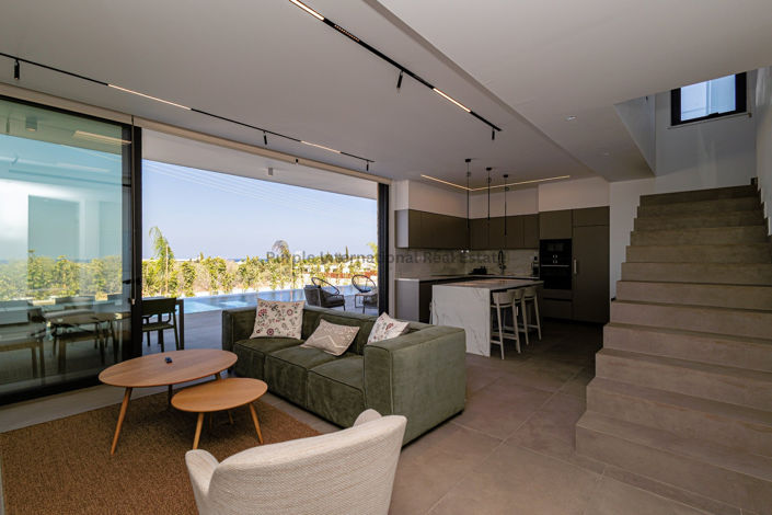 Image No.5-4 Bed Villa for sale