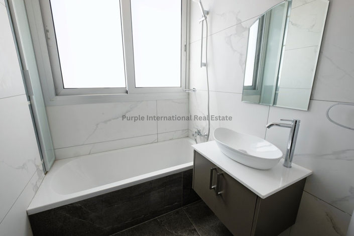 Image No.12-4 Bed Villa for sale