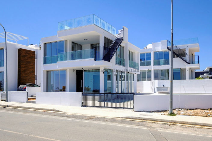 Image No.29-4 Bed Villa for sale