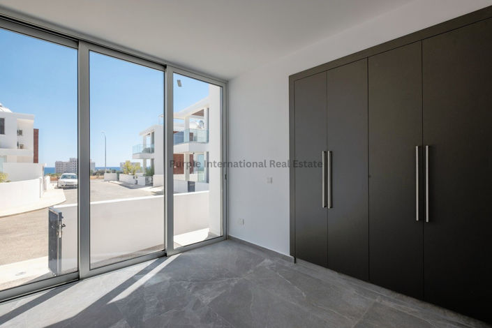 Image No.9-Villa de 4 chambres à vendre à Protaras