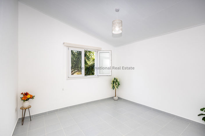 Image No.16-2 Bed Bungalow for sale