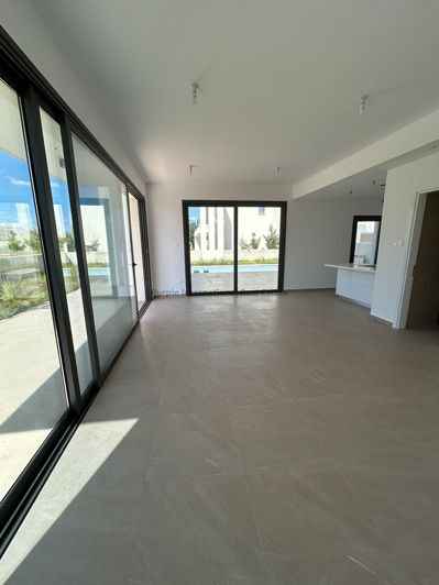 Image No.2-Villa de 3 chambres à vendre à Protaras