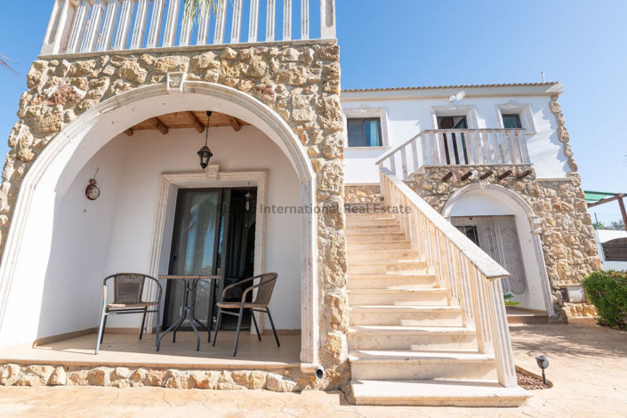 Image No.2-2 Bed Villa for sale