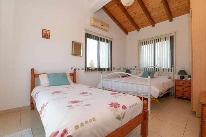 Image No.32-2 Bed Villa for sale