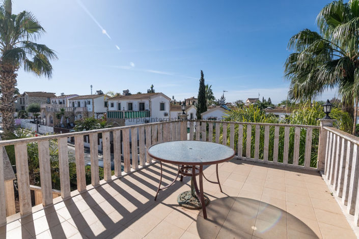 Image No.36-2 Bed Villa for sale