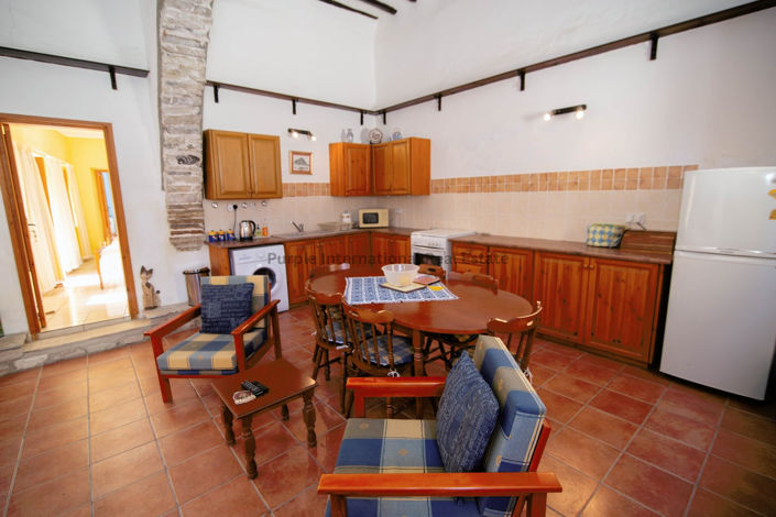 Image No.11-4 Bed House for sale