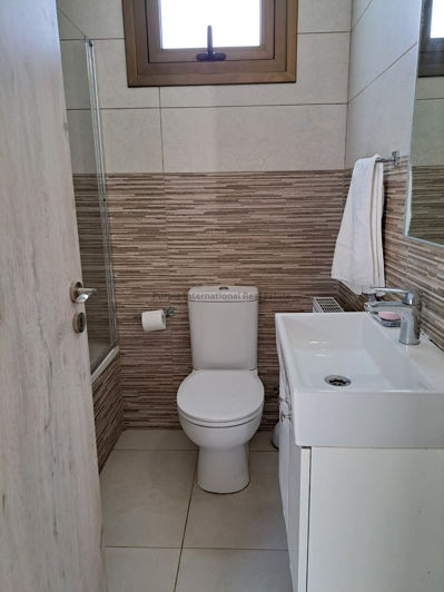 Image No.17-4 Bed Villa for sale