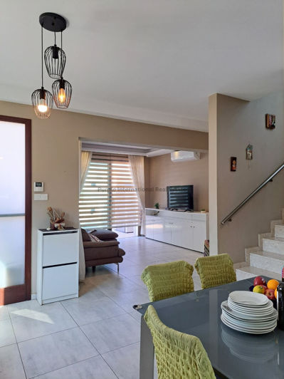 Image No.5-4 Bed Villa for sale