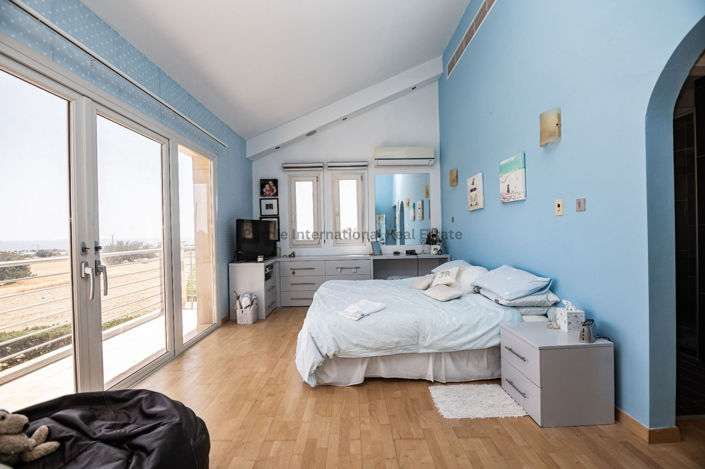 Image No.30-5 Bed Villa for sale