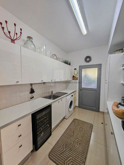 Image No.6-6 Bed Villa for sale