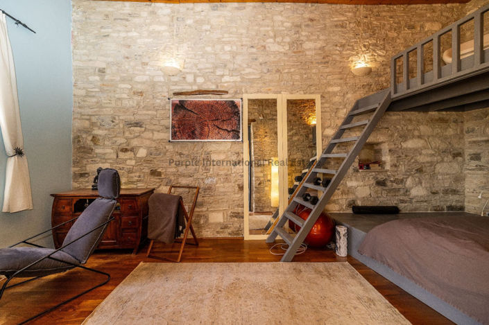 Image No.32-3 Bed House for sale