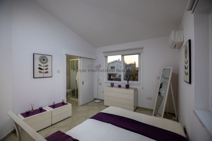 Image No.15-2 Bed Villa for sale