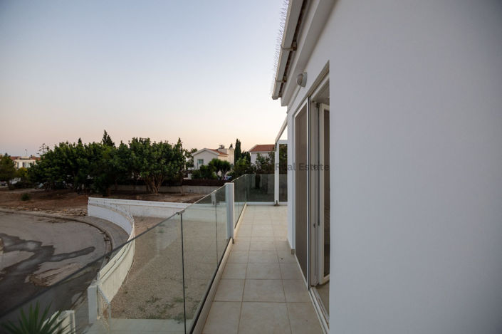 Image No.22-2 Bed Villa for sale