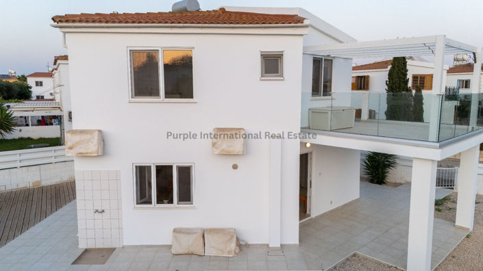 Image No.26-2 Bed Villa for sale