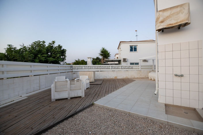 Image No.27-2 Bed Villa for sale