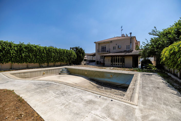 Image No.36-4 Bed Villa for sale