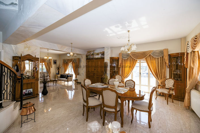 Image No.4-4 Bed Villa for sale