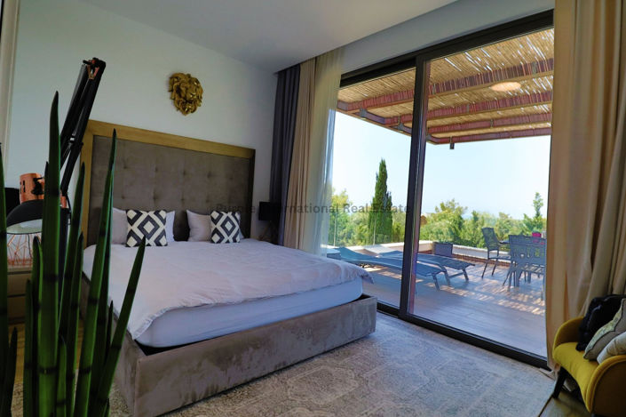 Image No.20-4 Bed Villa for sale