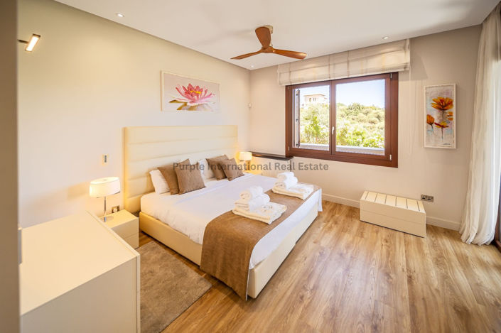 Image No.14-6 Bed Villa for sale