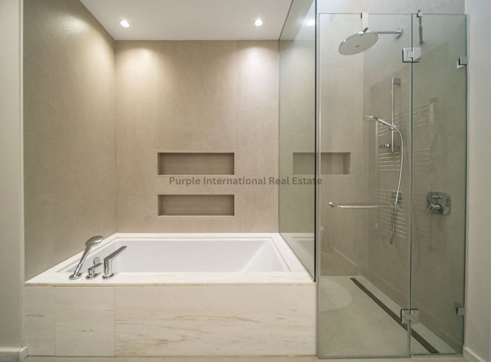 Image No.31-6 Bed Villa for sale