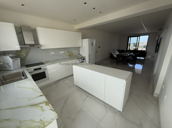 Image No.8-Appartement de 3 chambres à vendre à Universal