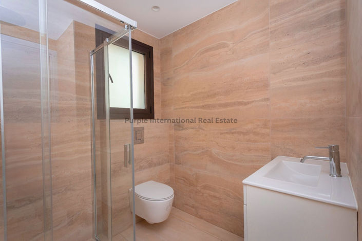 Image No.10-3 Bed Apartment for sale