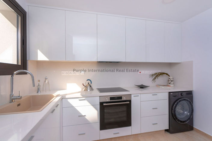 Image No.18-3 Bed Apartment for sale