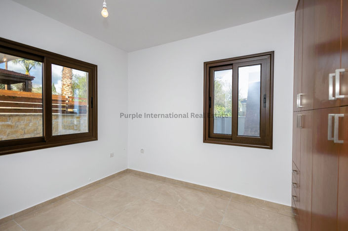 Image No.11-3 Bed Villa for sale