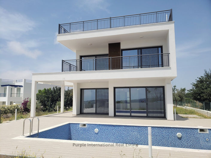 Image No.1-2 Bed Villa for sale