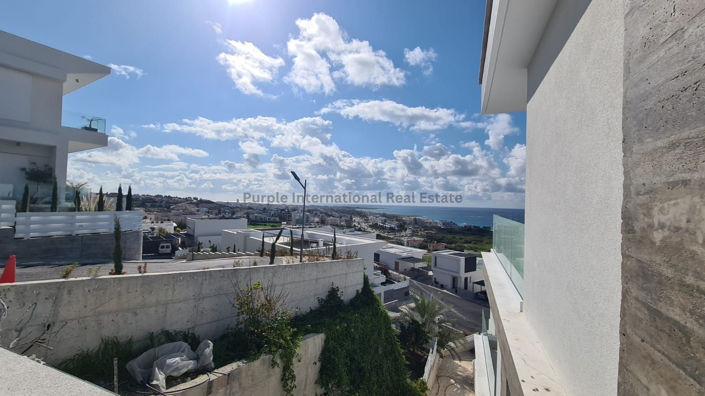 Image No.17-3 Bed Villa for sale