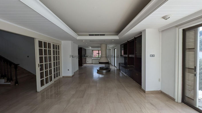 Image No.18-3 Bed House for sale