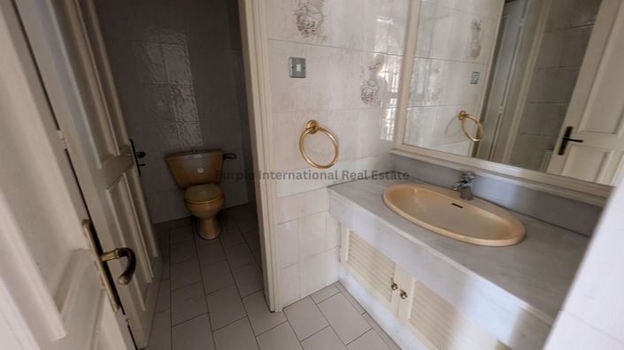 Image No.28-3 Bed House for sale