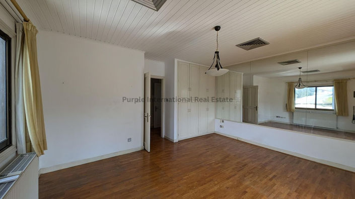 Image No.40-3 Bed House for sale