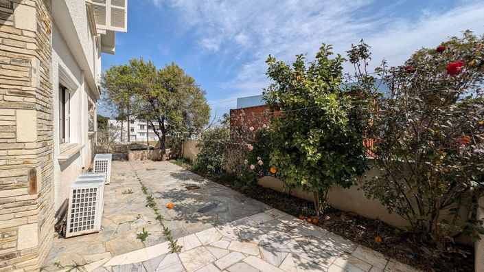 Image No.54-3 Bed House for sale