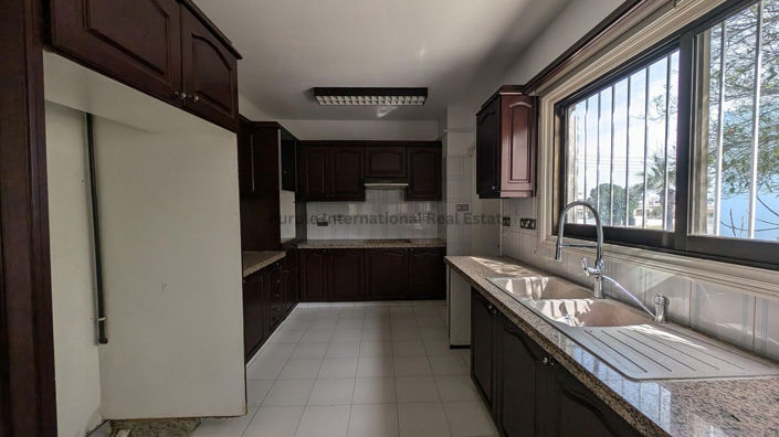 Image No.55-3 Bed House for sale