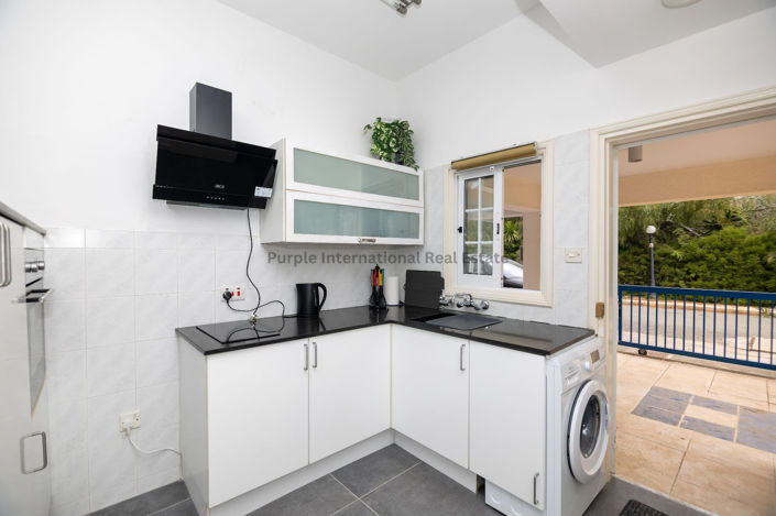 Image No.3-Maison de ville de 2 chambres à vendre à Pervolia