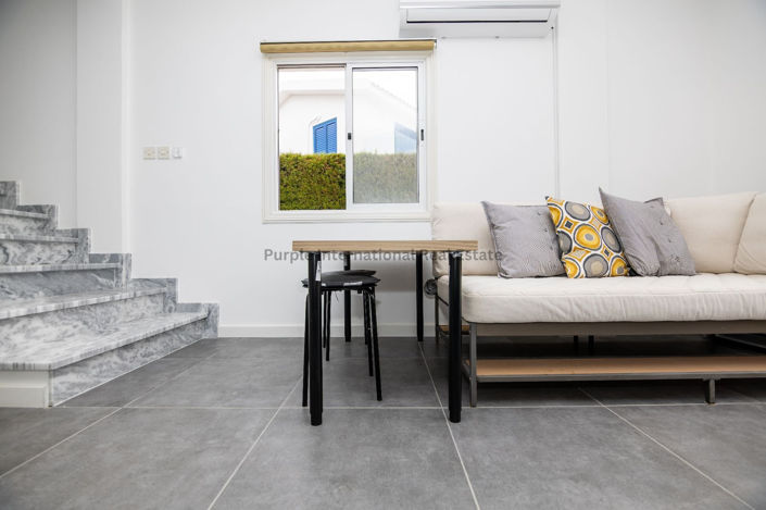 Image No.7-Maison de ville de 2 chambres à vendre à Pervolia