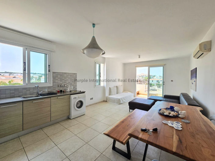 Image No.2-Appartement de 2 chambres à vendre à Pernera