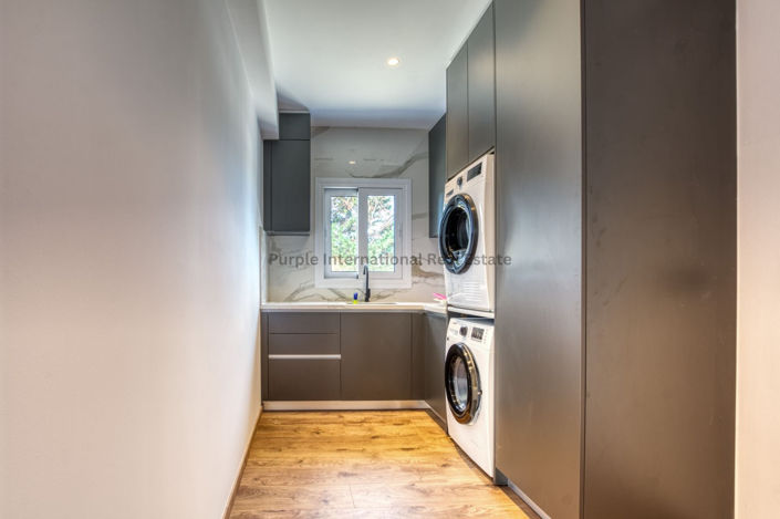 Image No.18-4 Bed Bungalow for sale